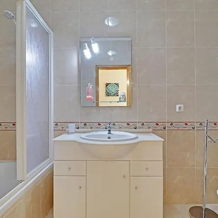 Delight With Pool By Homing Lejlighed Vilamoura